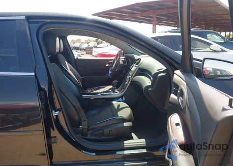 2013 Chevrolet Malibu 1Lt из США, поврежденный, VIN 1G11C5SA3DF294052